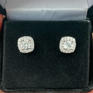 14K White Gold 1 Carat Diamond Earrings